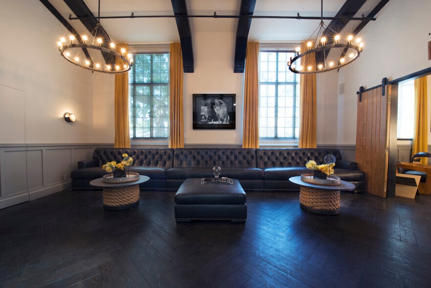 1215 Bates Ave, Los Angeles, CA for lease - Building Photo - Image 2 of 13