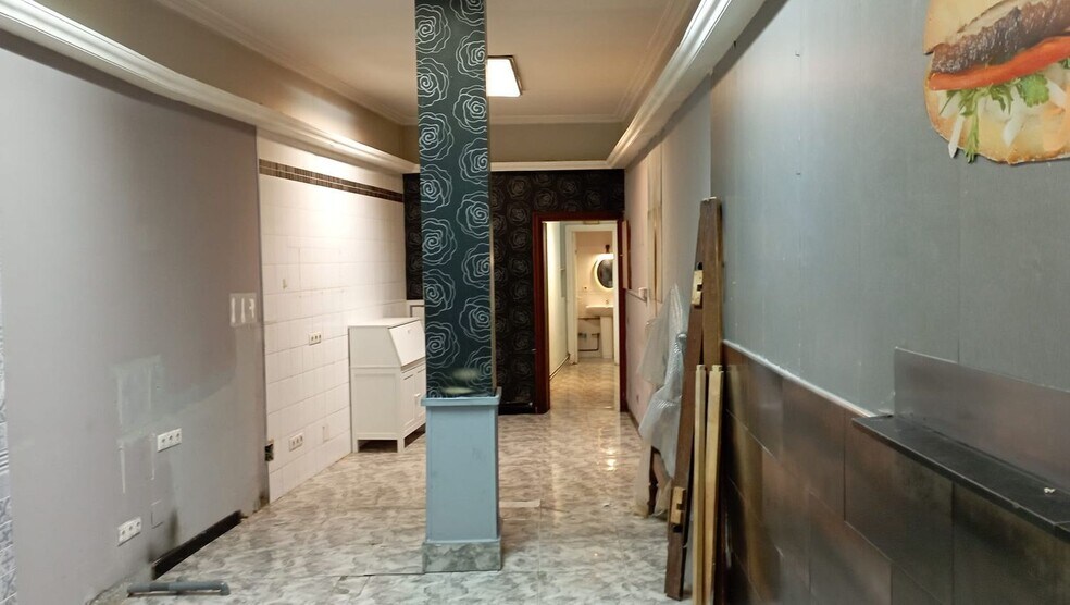 Calle San Antonio de Padua, 1, Valladolid, Valladolid for lease - Interior Photo - Image 3 of 10
