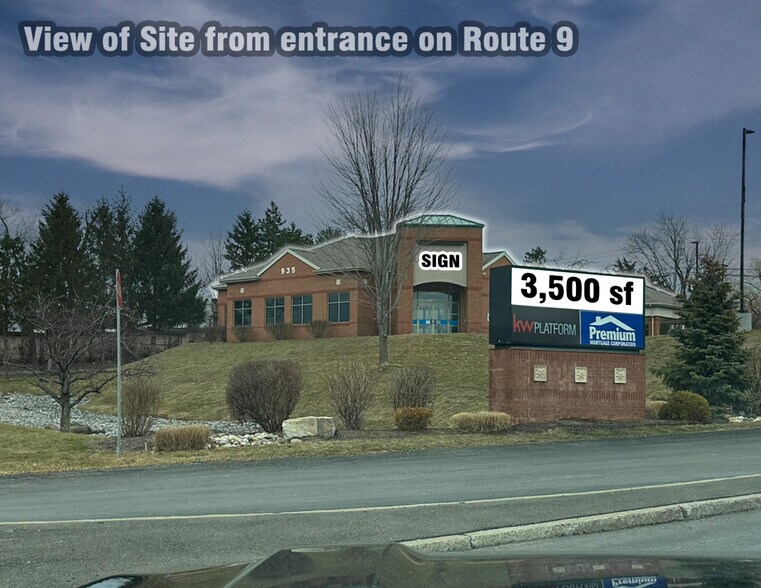 935 New Loudon Rd, Latham, NY à louer - Photo du bâtiment - Image 2 de 16