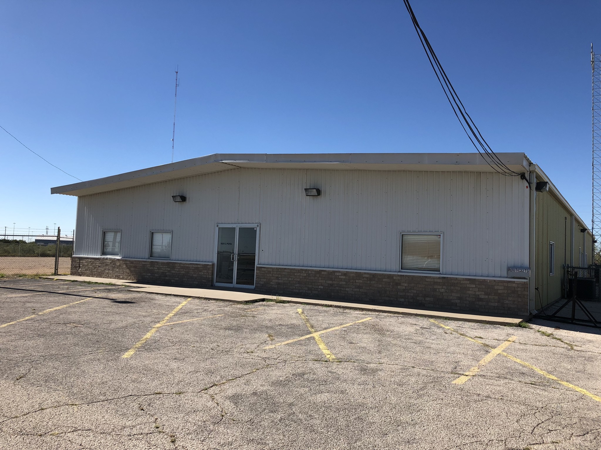 1101 E Pool Rd, Odessa, TX for lease Primary Photo- Image 1 of 6