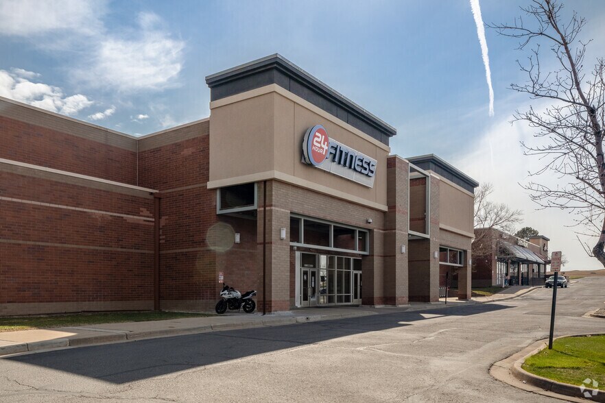 15300-15390 Alameda Pky, Aurora, CO à louer - Photo du bâtiment - Image 3 de 3