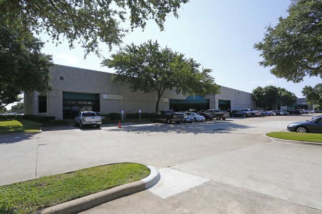 More details for 11110-11120 Grader St, Dallas, TX - Industrial for Lease