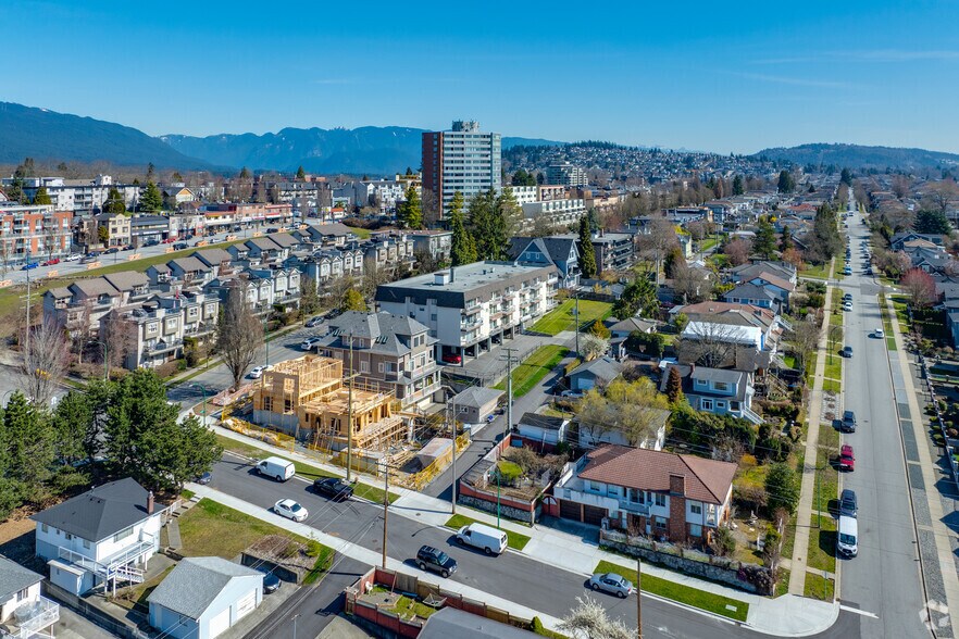 3848 Pender St, Burnaby, BC à vendre - Aérien - Image 2 de 3
