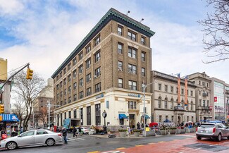 Plus de détails pour 161-10 Jamaica Ave, Jamaica, NY - Bureau à louer