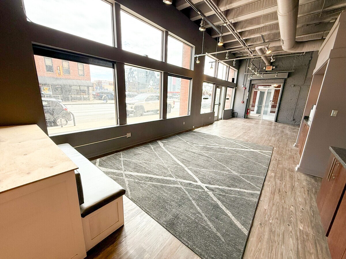 275 S 4th St, Columbus, OH 43215 - Unit C -  - Interior Photo - Image 1 of 6