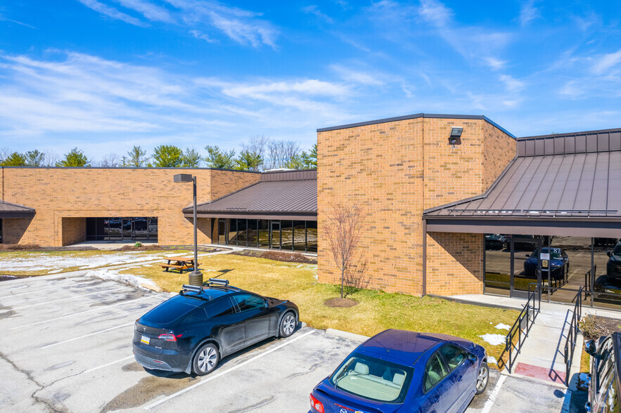 77-123 Great Valley Pky, Malvern, PA à vendre - Photo principale - Image 1 de 1