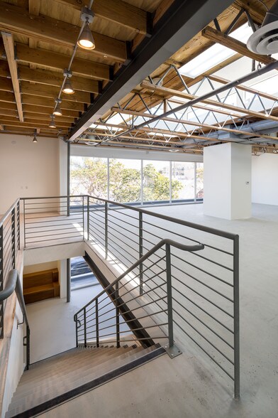 1424 Lincoln Blvd, Santa Monica, CA à louer - Photo intérieure - Image 3 de 16