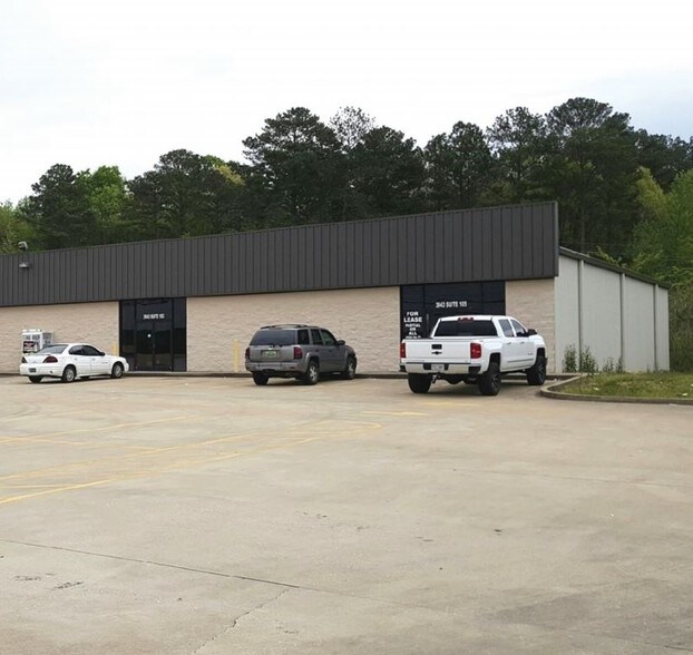 3931 Pinson Valley Pky, Birmingham, AL à louer - Photo principale - Image 2 de 5