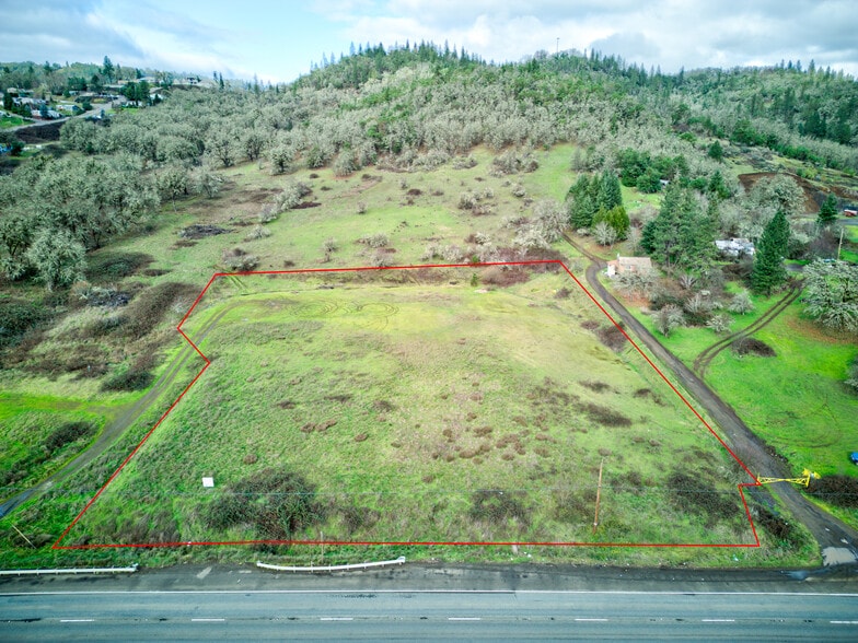3110 NE Diamond Lake Blvd, Roseburg, OR à vendre - Photo du bâtiment - Image 3 de 29