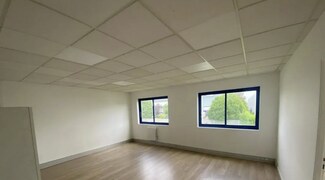 Plus de détails pour Bureau, Local d'activités à louer