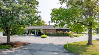 Plus de détails pour 1425 W Main St, Lowell, MI - Commerce de détail à vendre