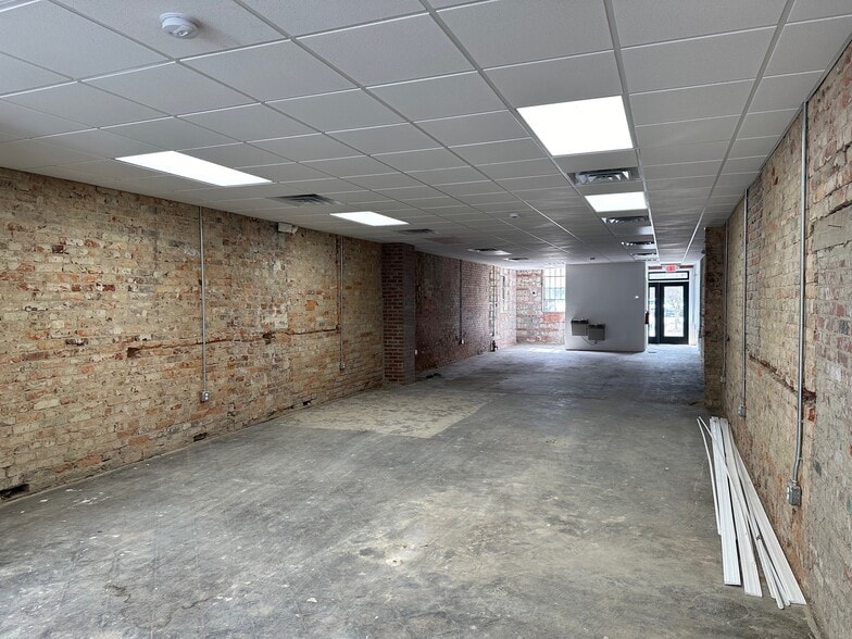 130 Person St, Fayetteville, NC for lease - Building Photo - Image 3 of 7