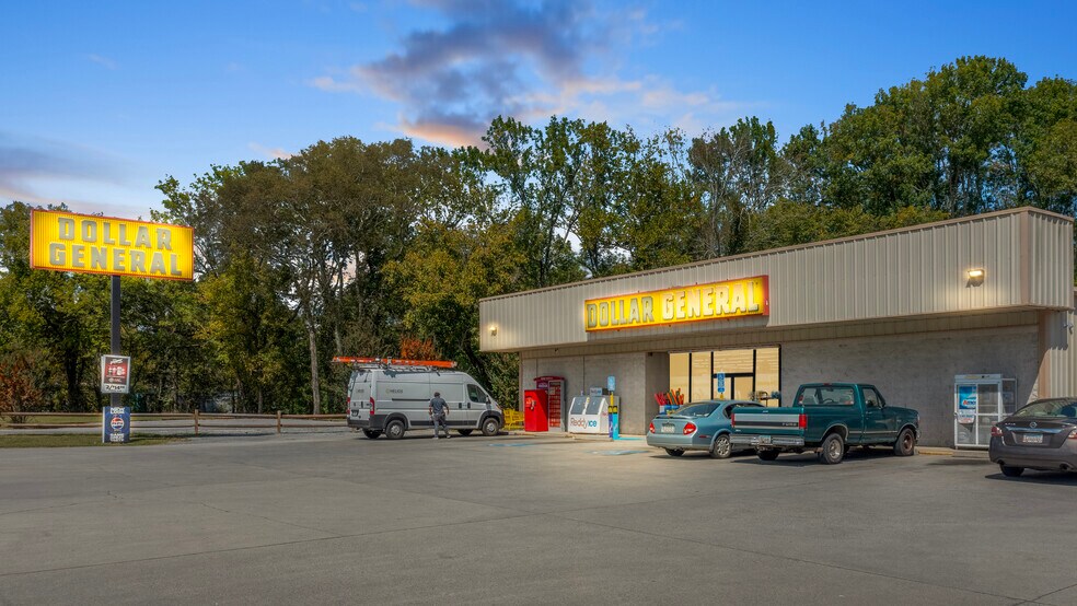 607 S Main St, LaFayette, GA à vendre - Photo du bâtiment - Image 2 de 4