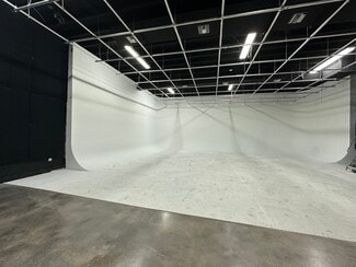 Plus de détails pour 4151 NW 2nd Ave, Miami, FL - Local d'activités à louer