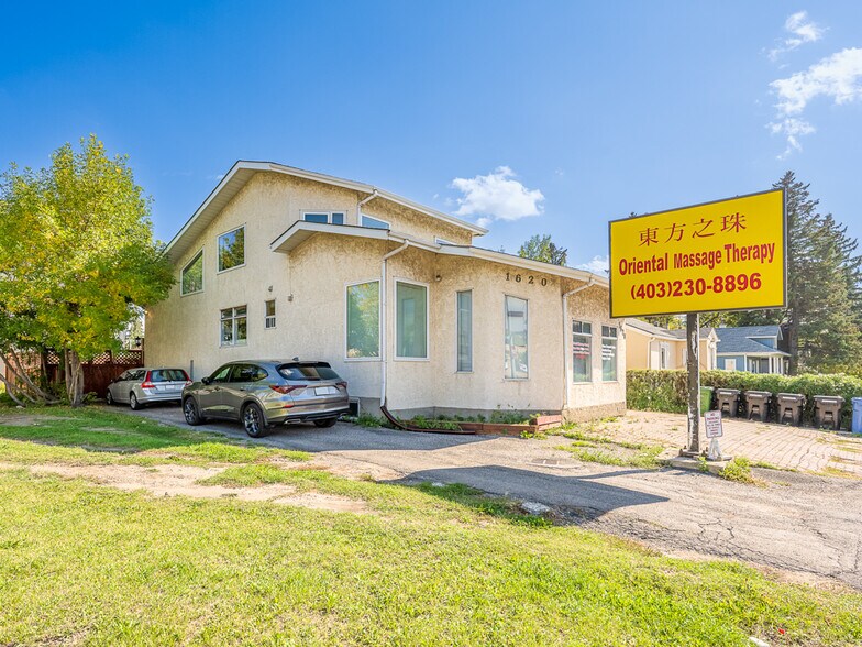 1620 2A St NW, Calgary, AB à vendre - Photo principale - Image 1 de 1