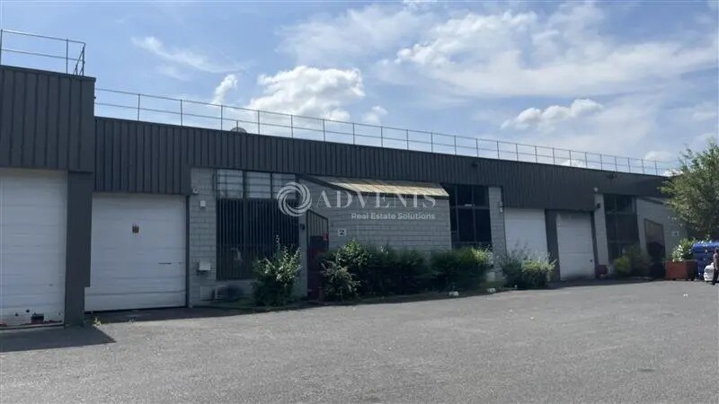 Flex in Collégien for lease - Building Photo - Image 2 of 8