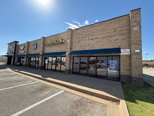 101-111 N Eastern Ave, Moore, OK for lease - Building Photo - Image 2 of 7