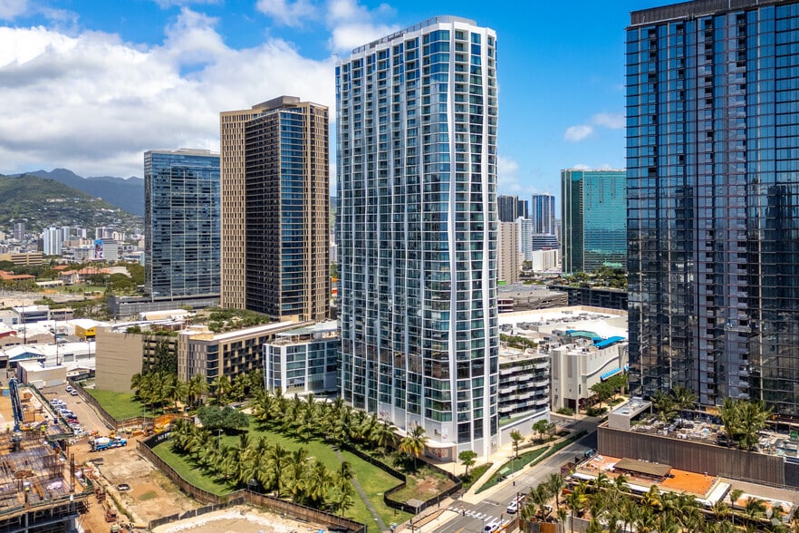 1000 auahi St, Honolulu, HI à louer - Photo du bâtiment - Image 2 de 8