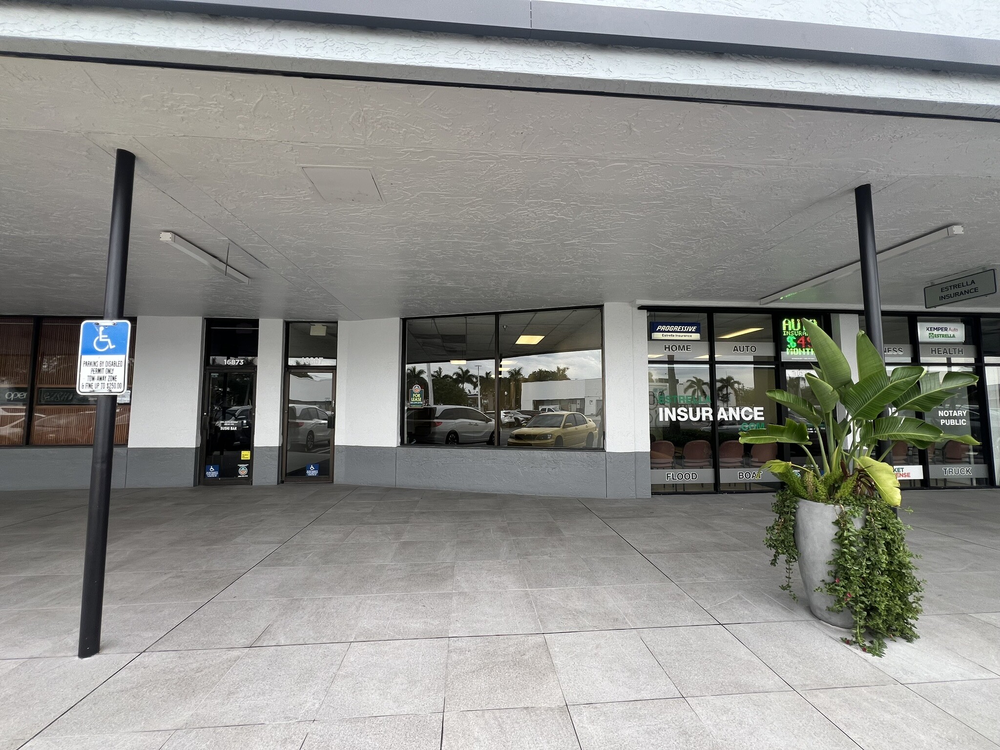 16789-16935 NW 67th Ave, Miami, FL for lease Interior Photo- Image 1 of 3