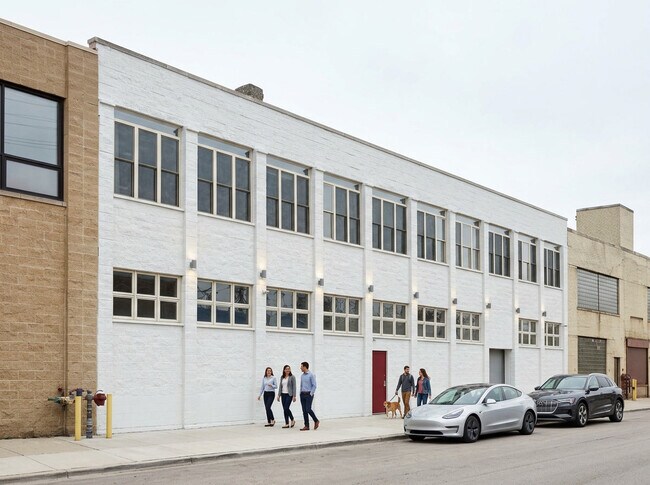 Plus de détails pour 1641 W Carroll Ave, Chicago, IL - Bureau à louer