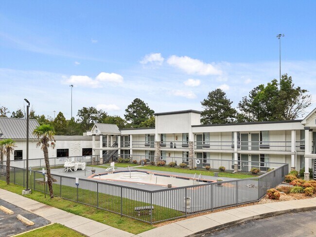 Plus de détails pour 2106 Chattanooga Rd, Dalton, GA - Services hôteliers à vendre