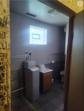 69004 Klinger Lake Rd, Sturgis, MI à louer Photo intérieure- Image 2 de 9