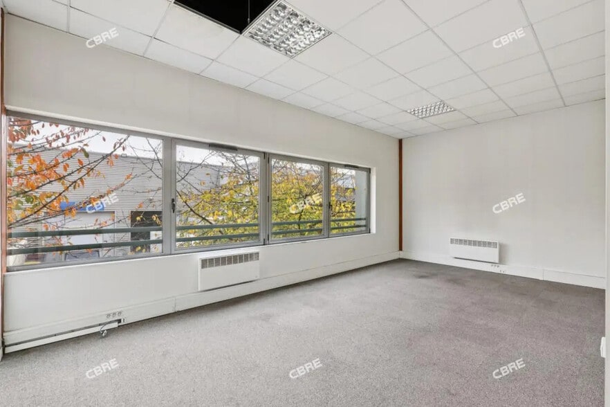 Flex dans Le Bourget à louer - Photo intérieure - Image 3 de 7