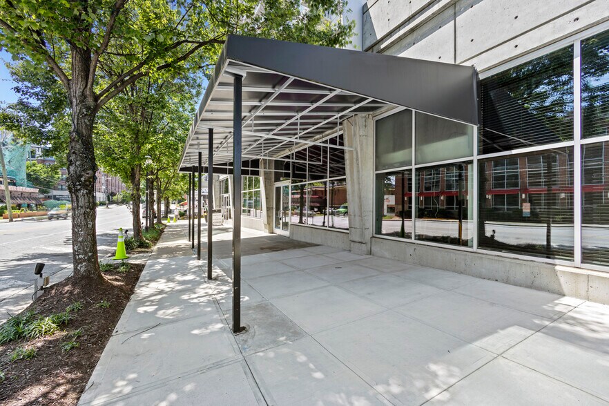 262 Pharr Rd NE, Atlanta, GA à louer - Photo du bâtiment - Image 2 de 31