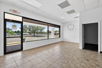 1450 E North Blvd, Leesburg, FL for lease Interior Photo- Image 2 of 11