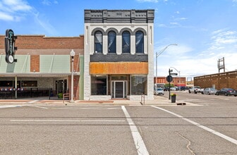 121 S Bickford Ave, El Reno, OK for lease Interior Photo- Image 1 of 22