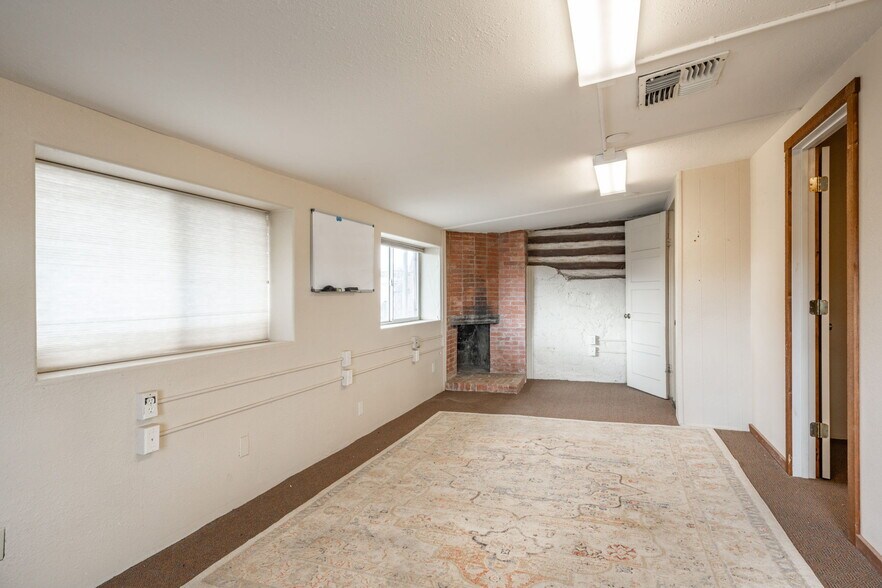 815 S Dunivin Ln, Dewey, AZ à vendre - Photo intérieure - Image 3 de 27