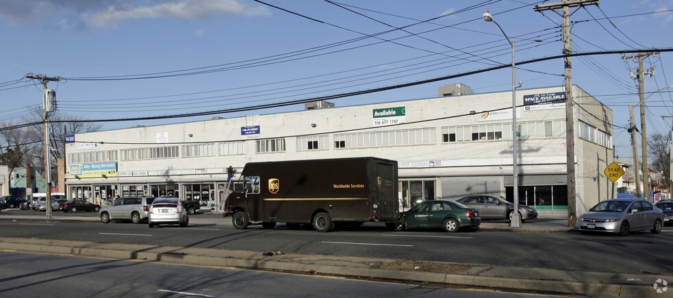 160-39-160-61 Rockaway Blvd, Jamaica, NY for lease - Building Photo - Image 3 of 11