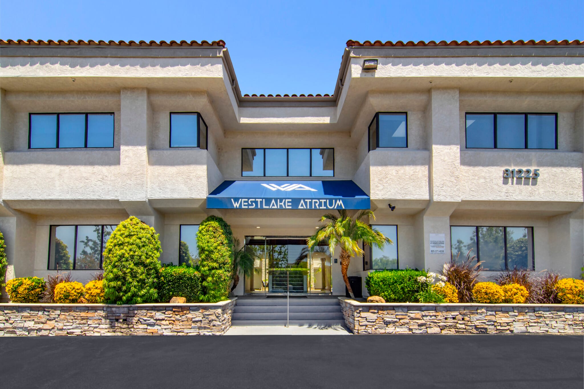 31225 La Baya Dr, Westlake Village, CA for lease Building Photo- Image 1 of 5