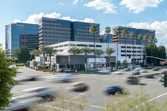 Plus de détails pour 2000 Main St, Irvine, CA - Commerce de détail à louer