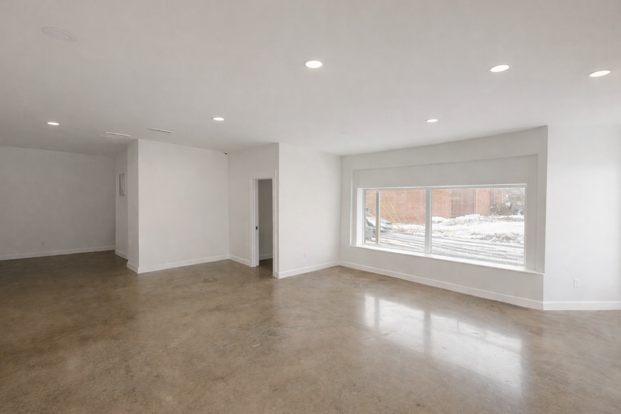 328 Tellico St, Madisonville, TN for sale - Building Photo - Image 3 of 17