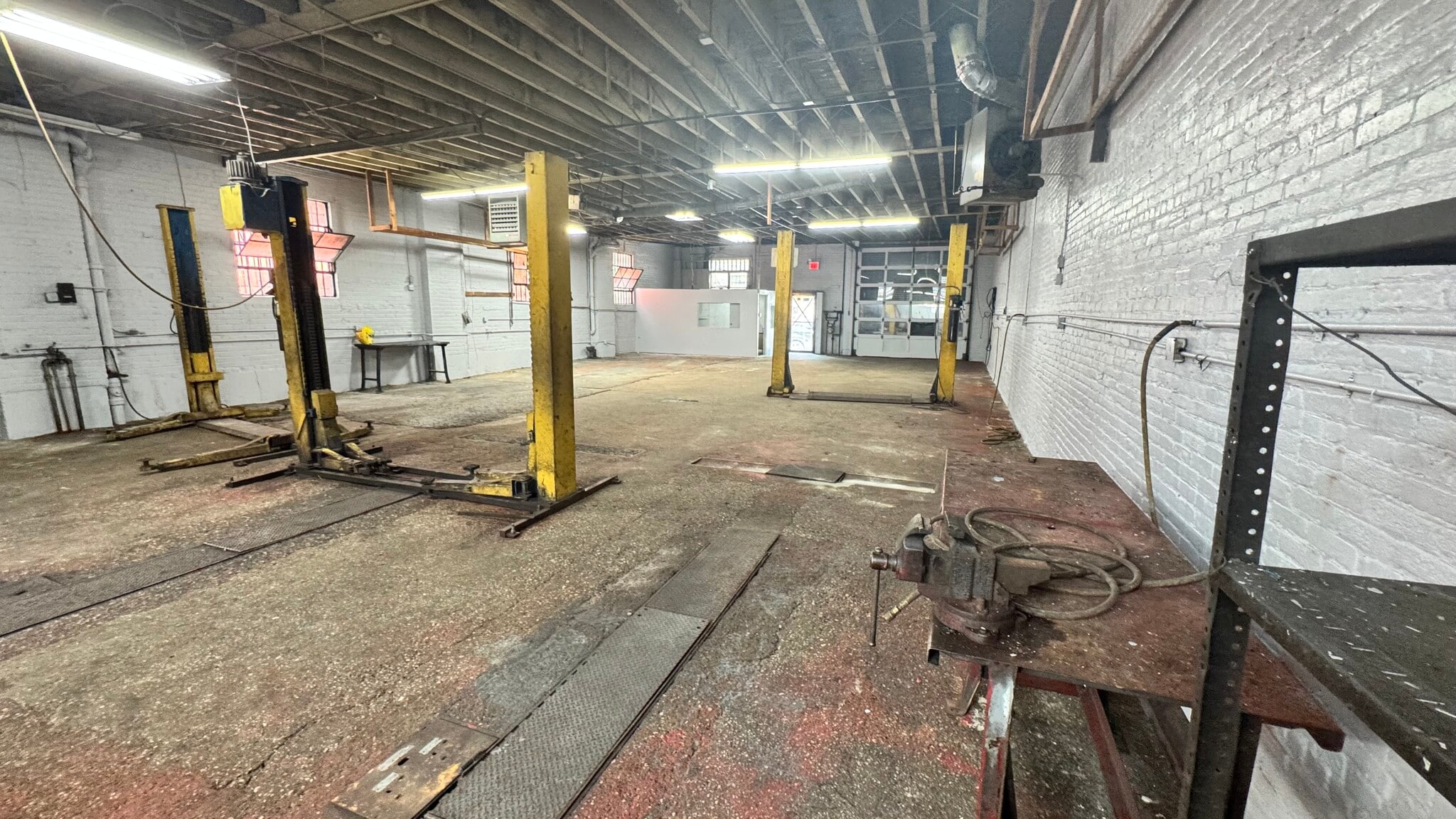 984 Myrtle Ave, Brooklyn, NY for lease Interior Photo- Image 1 of 4