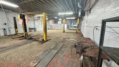 984 Myrtle Ave, Brooklyn, NY for lease Interior Photo- Image 1 of 4