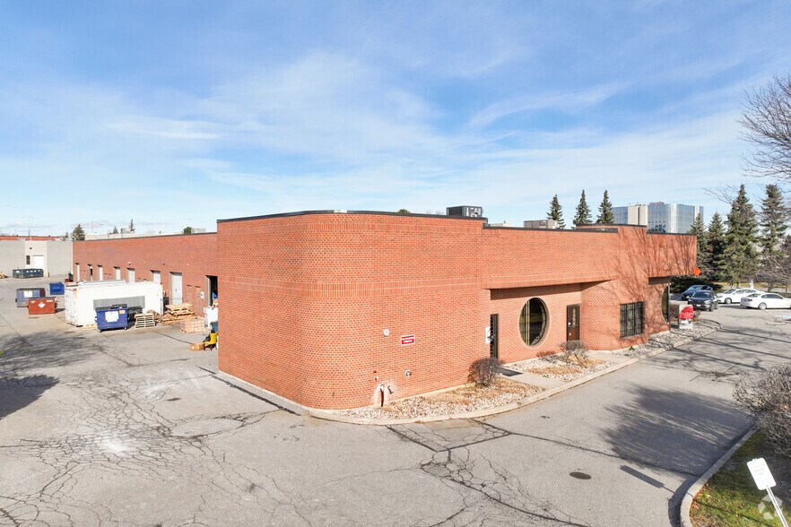 250 Cochrane Dr, Markham, ON à louer - Photo du bâtiment - Image 2 de 3