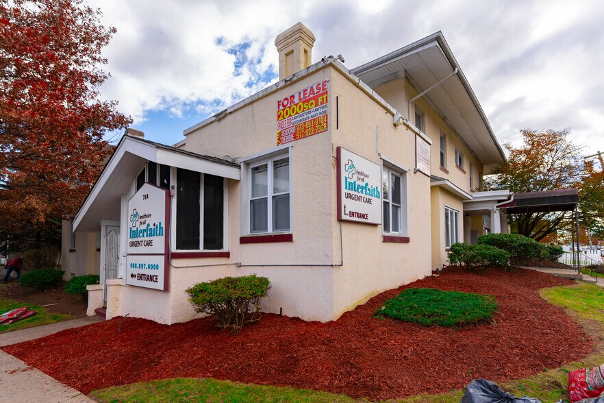 714-720 Broadway, Paterson, NJ à louer - Photo du bâtiment - Image 3 de 15