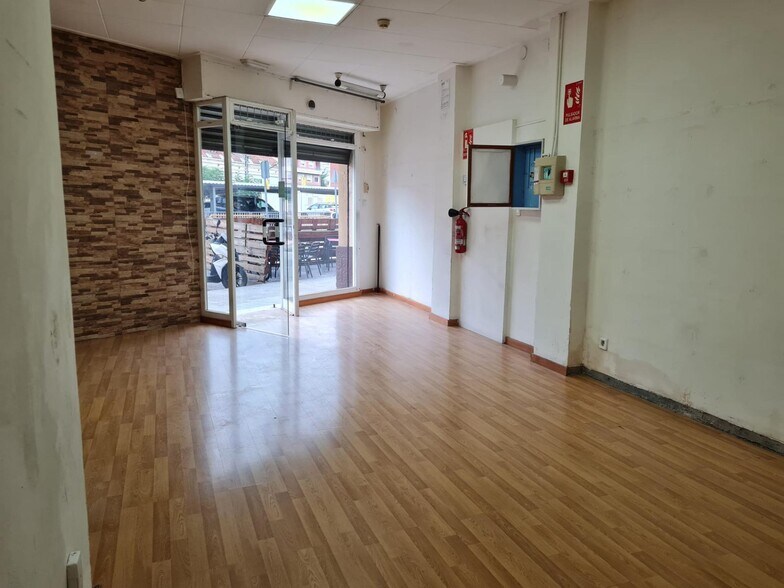 Immeuble residentiel dans Montcada i Reixac, Barcelona à vendre - Photo intérieure - Image 3 de 3