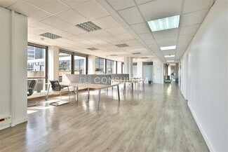 Plus de détails pour Bureau à vendre