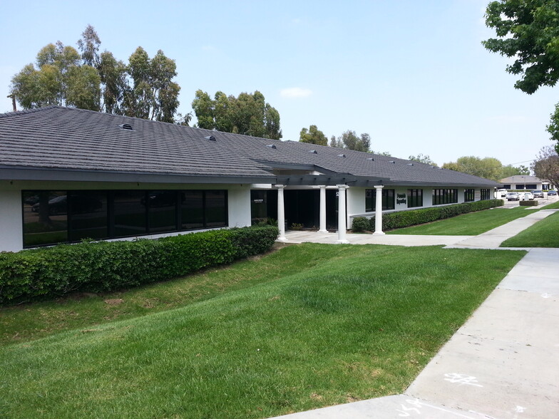 5241 E Santa Ana Canyon Rd, Anaheim, CA for sale - Building Photo - Image 1 of 1