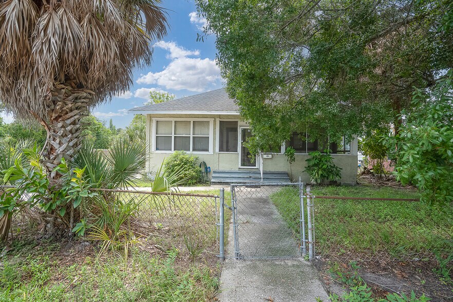 1944 12th Ave S, Saint Petersburg, FL à vendre - Photo principale - Image 1 de 1