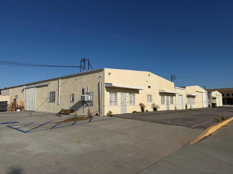 1728 Potrero Ave, South El Monte, CA à louer - Photo du bâtiment - Image 1 de 2