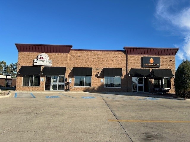 Plus de détails pour 269 16th St W, Dickinson, ND - Commerce de détail à vendre