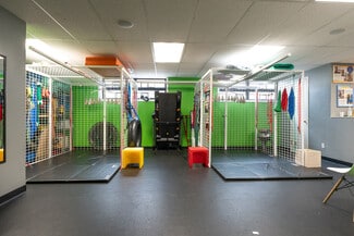 Plus de détails pour 160 Commack Rd, Commack, NY - Bureau/Médical à louer