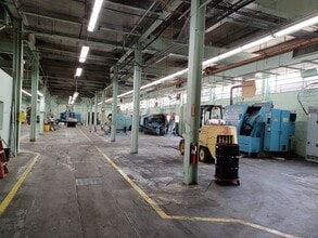 12 Baltic Ln, Fitchburg, MA for lease Interior Photo- Image 2 of 3