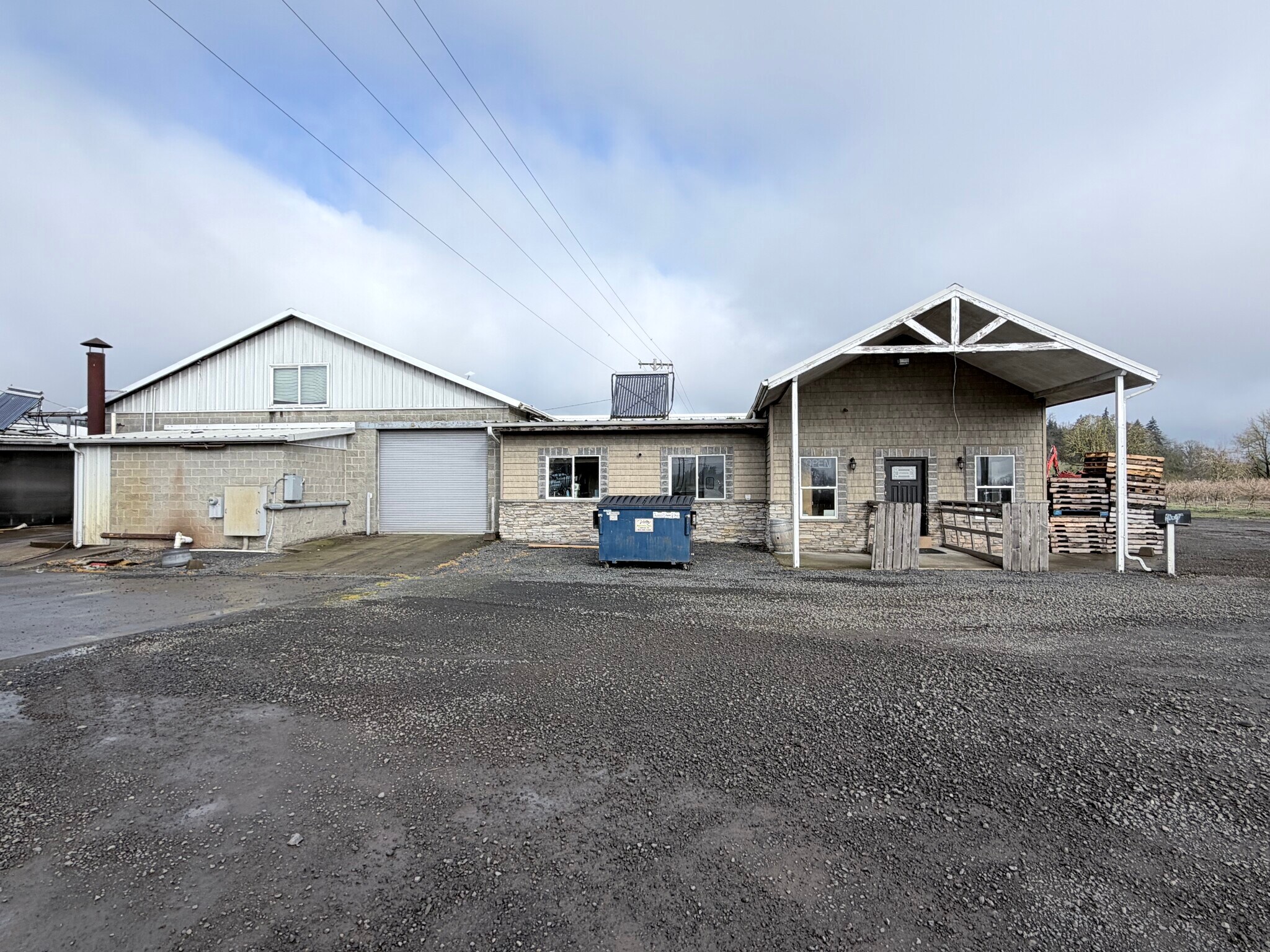 8105 Wallace Rd NW, Salem, OR à louer Photo principale- Image 1 de 19