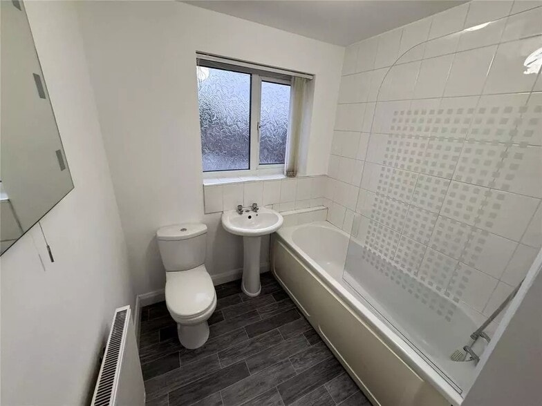 726 Atherton, Wigan for sale - Interior Photo - Image 3 of 7