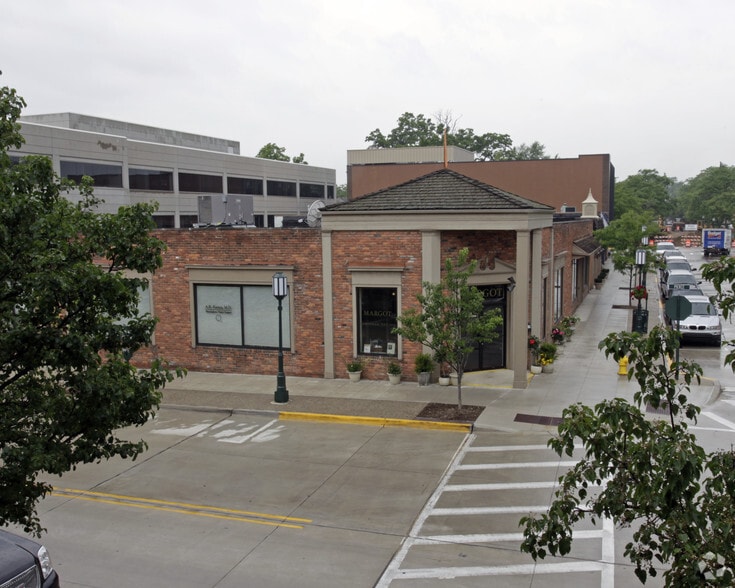 101-107 Townsend St, Birmingham, MI for sale - Building Photo - Image 2 of 5